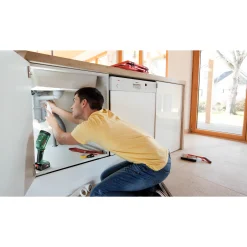 BOSCH UNIVERSAL UNIVERSALLAMP 18 LYGTE 100 LM