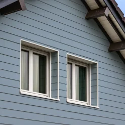 JAMES HARDIE GLAT HARDIEPLANK 8 X 180 X 3600 MM GRÅBLÅ