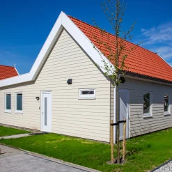 JAMES HARDIE TRÆSTRUKTUR HARDIEPLANK 8 X 180 X 3600 MM CREME