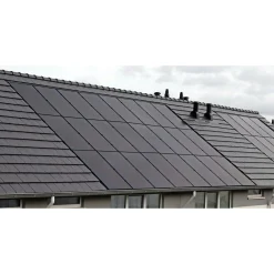 KOMPROMENT IN ROOF GSE 4,92 KW SOLCELLETAG SORT GLAS