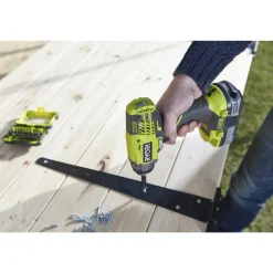 RYOBI ONE+ R18ID3-0 SKRUEMASKINE AKKU UDEN BATTERI OG LADER