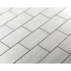 XL-BYG VIENNA WHITE SOKKELFLISE 7,5X60 HVID